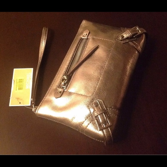 NWT Michael Kors Large Leather Fallon Zip Clutch Wristlet - Picture 3 of 9